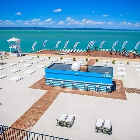 Wellness Blue Star Apartman דירה