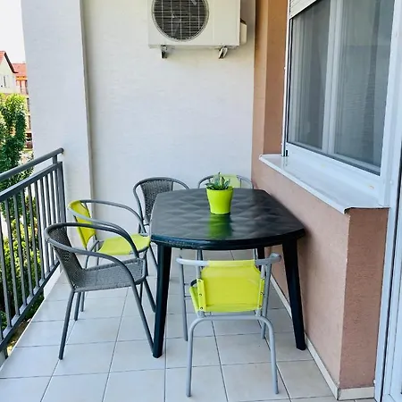 Wellness Blue Star Apartman דירה שיופוק