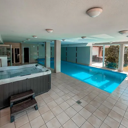 Wellness Blue Star Apartman דירה שיופוק